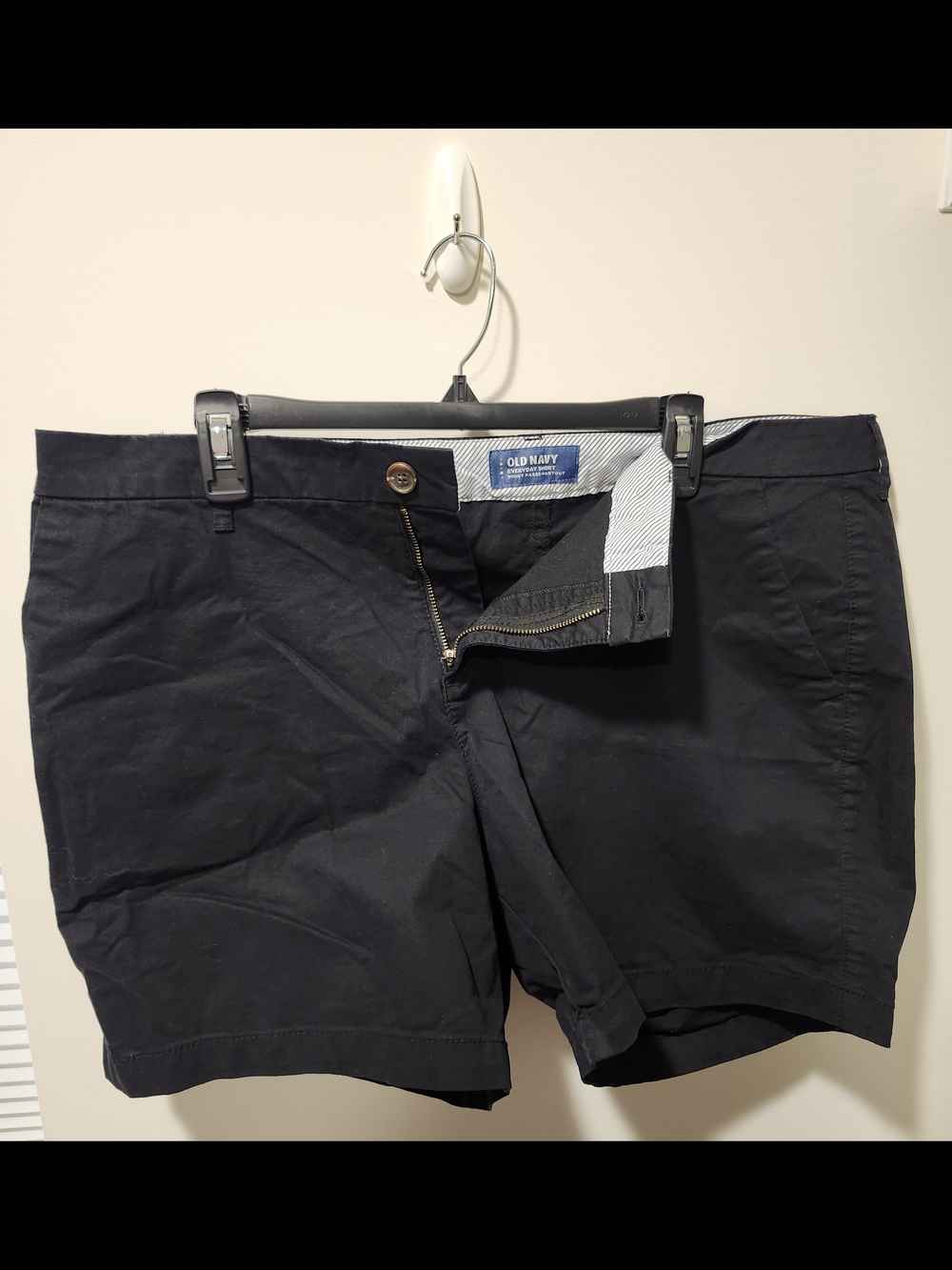 Old Navy Black Everyday Short